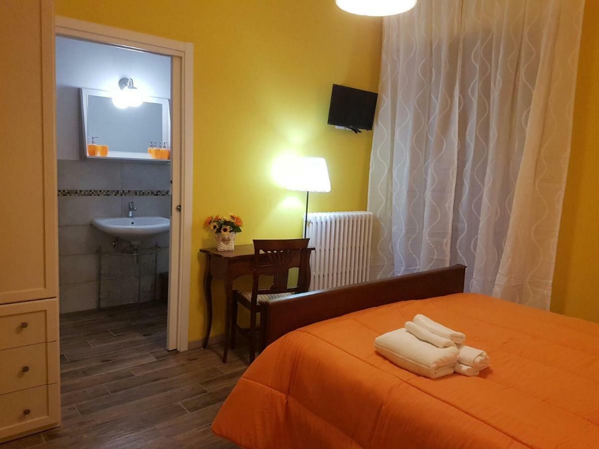 Bed and Breakfast Giardino Di Alex Assisi Exterior foto